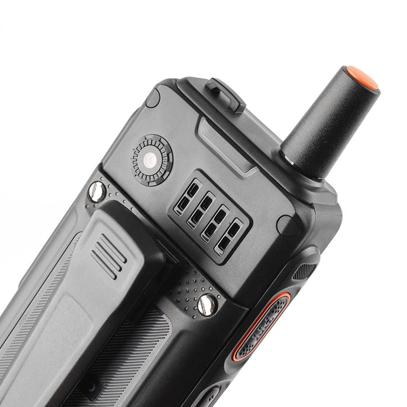 UNIWA Zello Walkie Talkie 4G Mobile Phone 4000mAh Waterproof Rugged 2.4'' Touch Screen